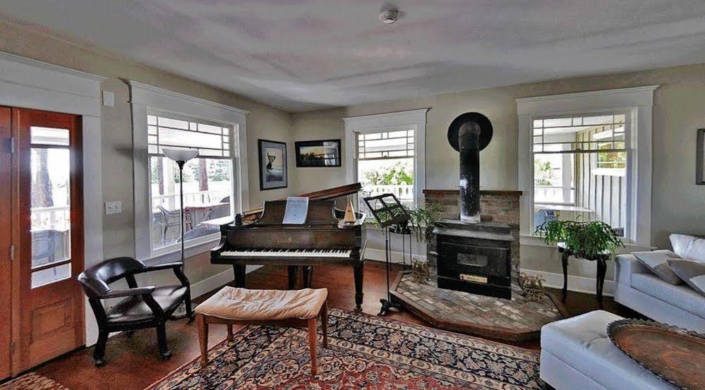 Bed and Breakfast Friday Harbor Grand Экстерьер фото